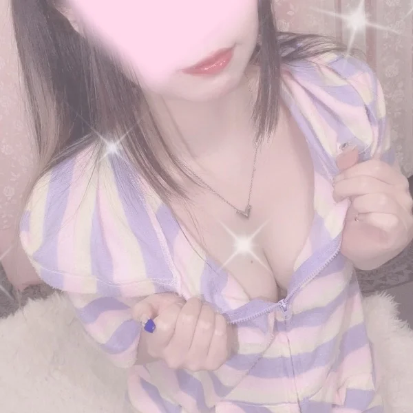 絶頂カリスマ!?ぷりんっと張った桃尻にノックアウト🍑