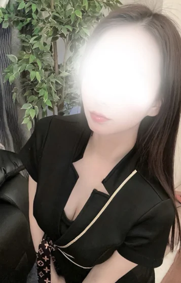葵マナミ