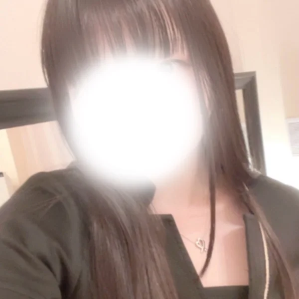 本日16時〜5時で出勤してます！！