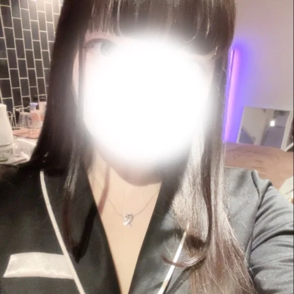 本日23時半〜5時まで出勤してます