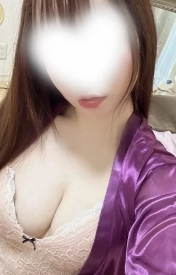 相川 ひとみ