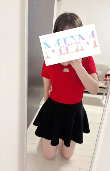 超逸材🌟新人りおな