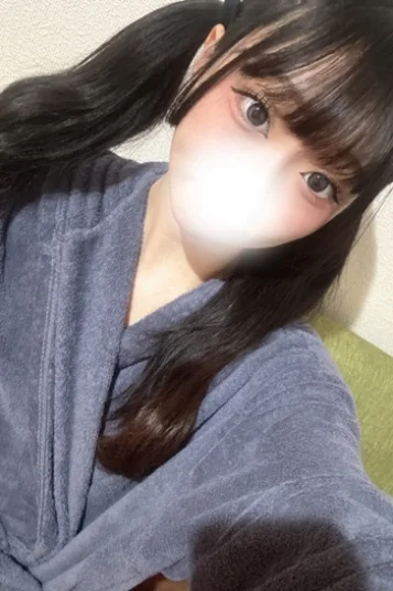斑目　りあ