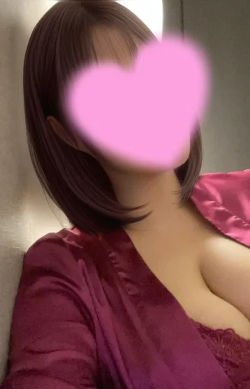 香乃 まゆ