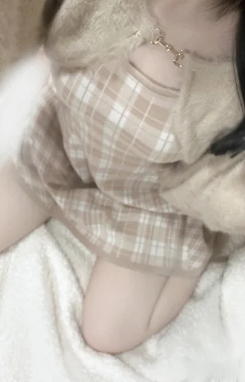 新人　みお