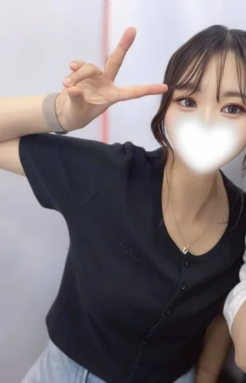 宇佐美 えみり