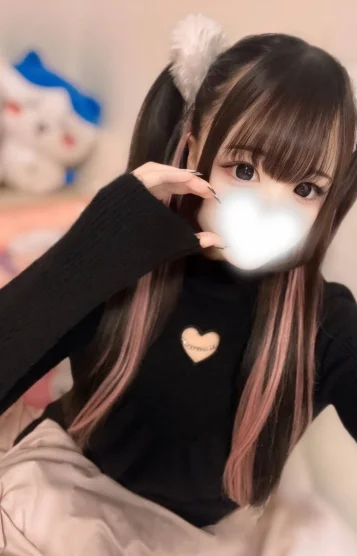 姫城 アイナ