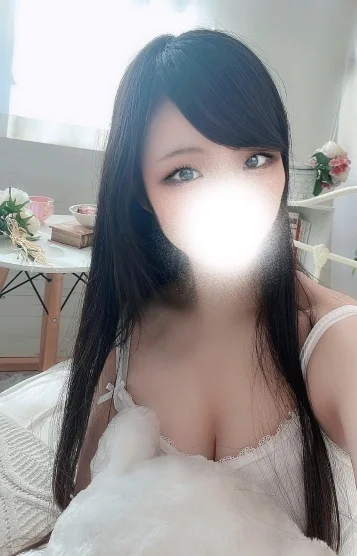 花御　すず
