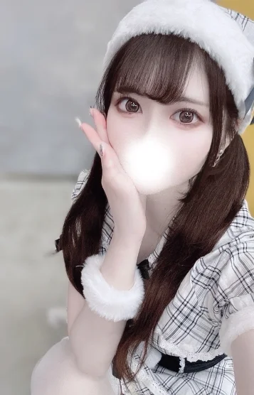 如月　ゆあ