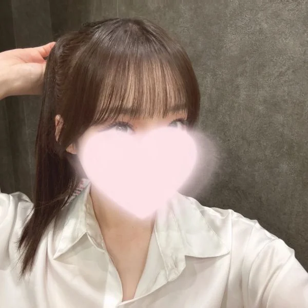 ポニテできるくらい髪伸びた🌟