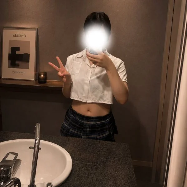 本日19時まで出勤してます🍀