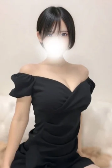 鈴川ここ