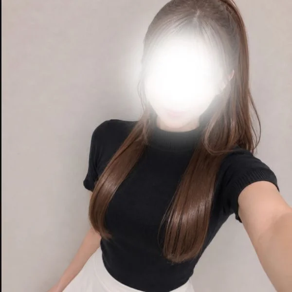 本日0:00〜5:00出勤しています🤍🫧