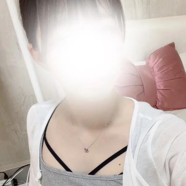 本日18時〜23時で出勤してます❣️