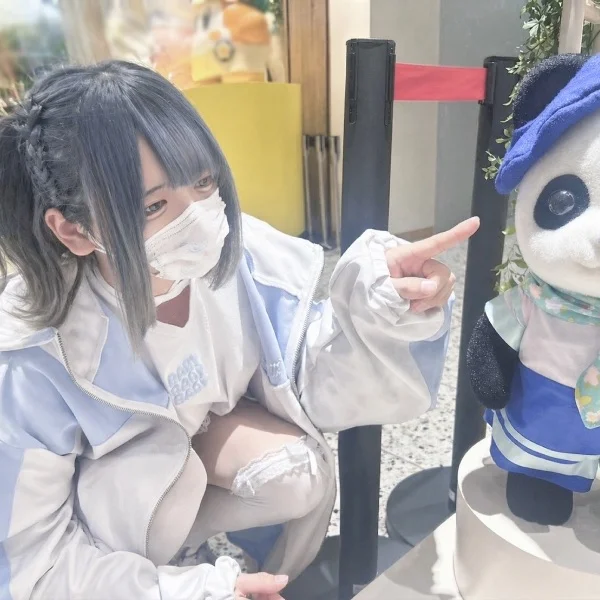 出勤してます