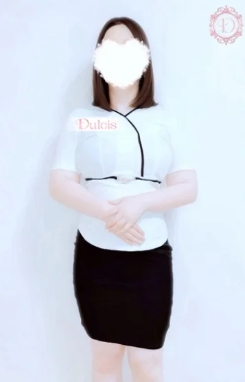白雪れいな