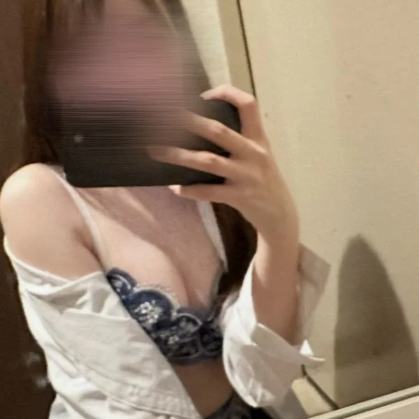 お誘い来ないのかな〜？🤭💕