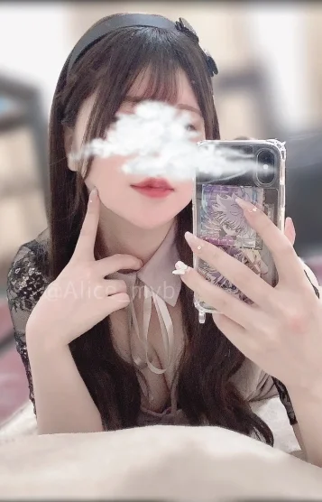 新人💖れいな