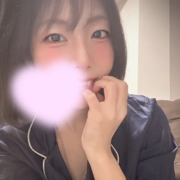 こんばんは❣️りいなです(⋆ᴗ͈ˬᴗ͈)”