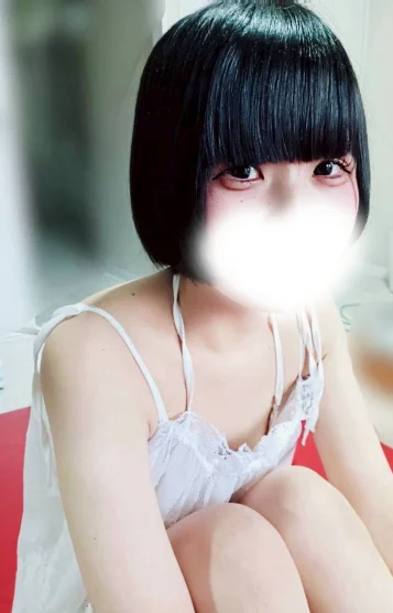 にこ