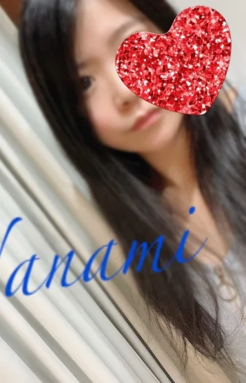 ななみ