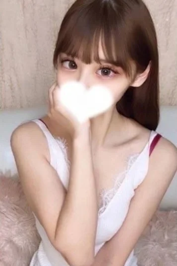 綾瀬ひな
