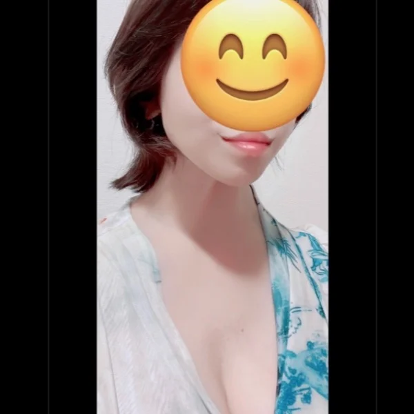 ♪髪を切った私に♪