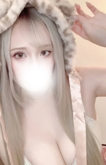 ももあ
