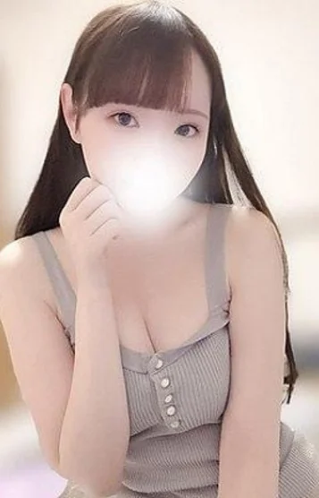 鈴木あやな