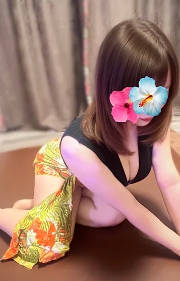 呉屋もも