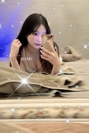 水無月らむ