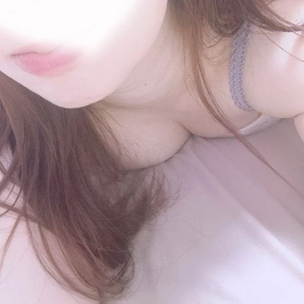 明日14時から出勤してます🐻‍❄️