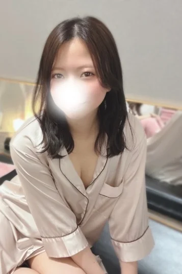 七瀬あおい