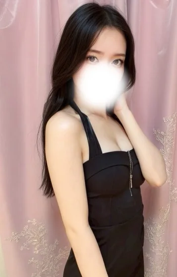 きぃ