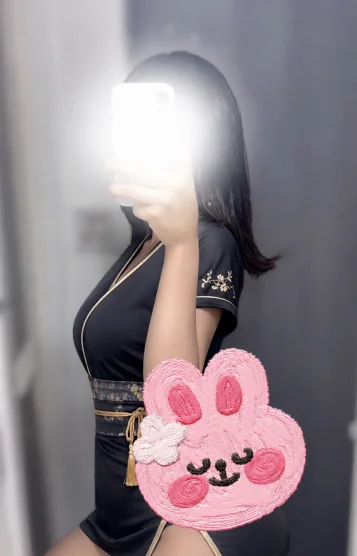 えみり★超ド級ビジュ
