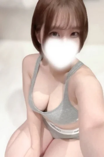 ももな