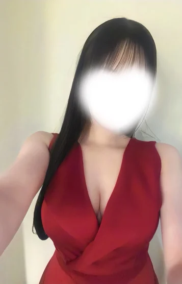 鈴奈 SUZUNA