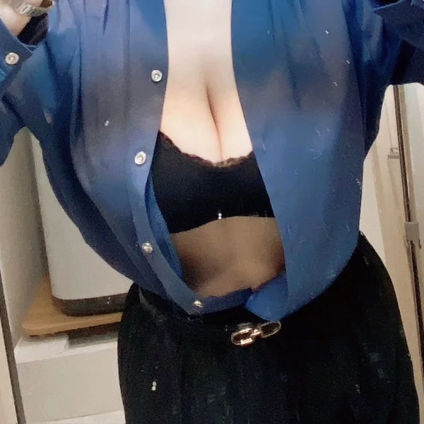 こんな服はいかが？