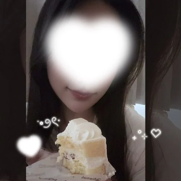 ケーキ食べさし🍰笑