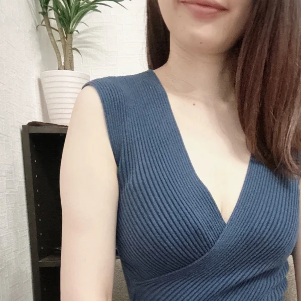 本日12時から出勤してます♡