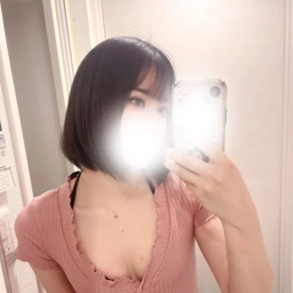 今日は夜から出勤してます🩷