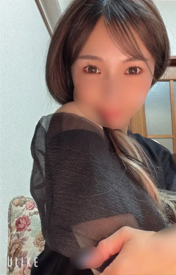 女帝ハナモト リナ