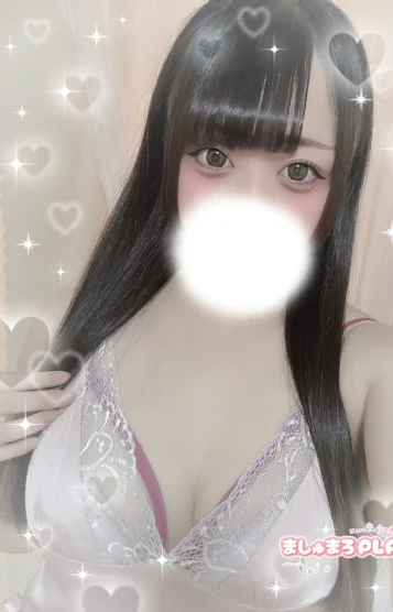 新人かえで