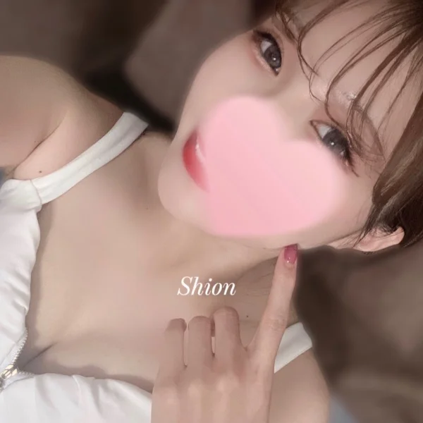 本日22:00~1枠のみ🉑です😽🌟
