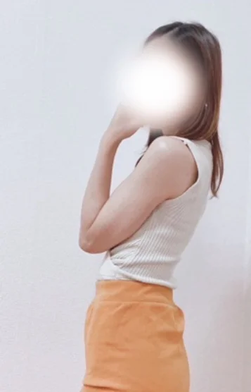 ユリ