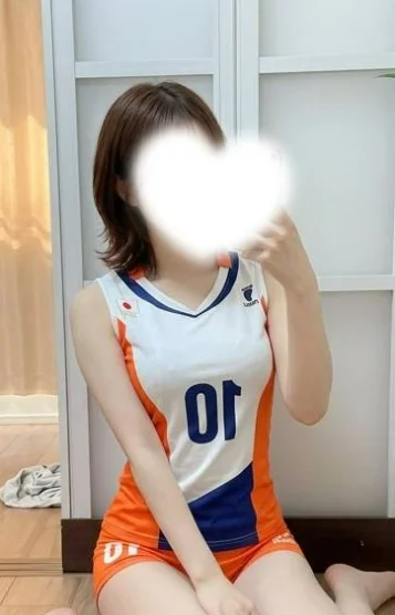 月岡奈々
