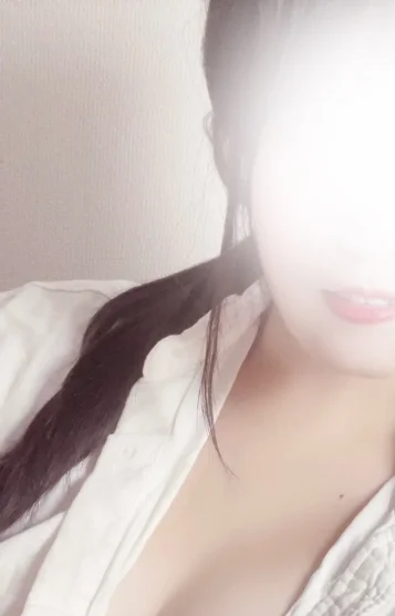 華