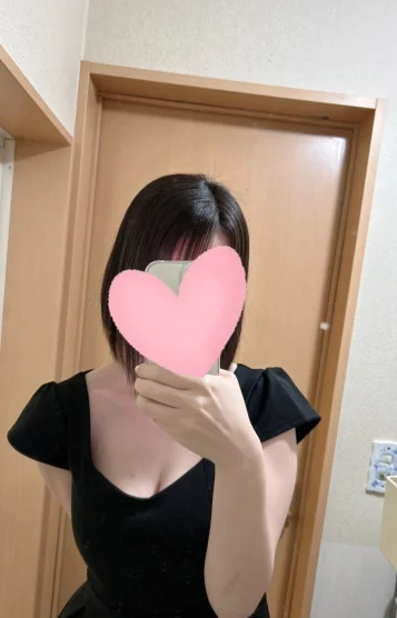 えま（健康的美人）