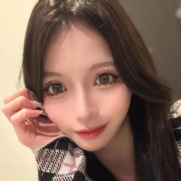 りりを1番の推しにして♡