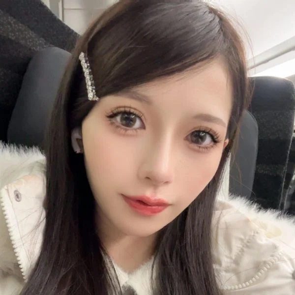 りりを1番の推しにして♡